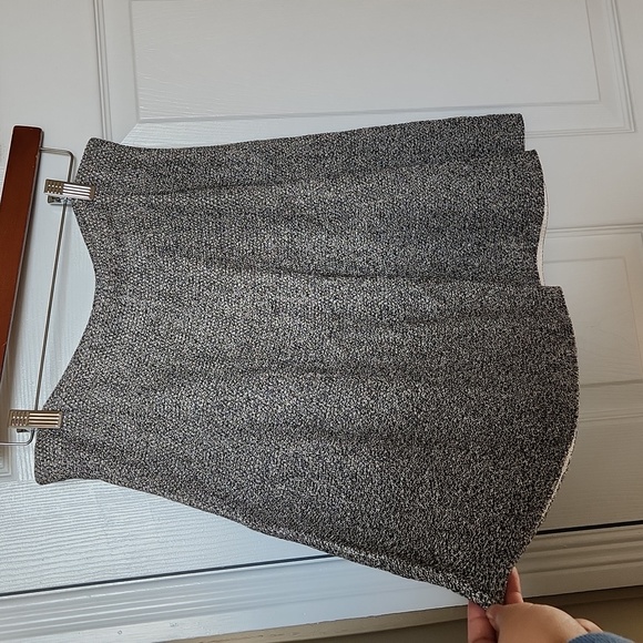 Theory Skirt - Picture 9 of 10